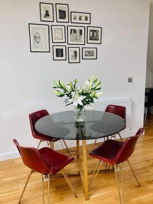伊灵Lovely 2-Bed Flat With Well Equipped Kitchen公寓 外观 照片