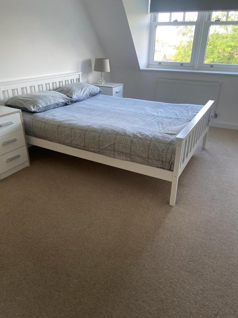 伊灵Lovely 2-Bed Flat With Well Equipped Kitchen公寓 外观 照片